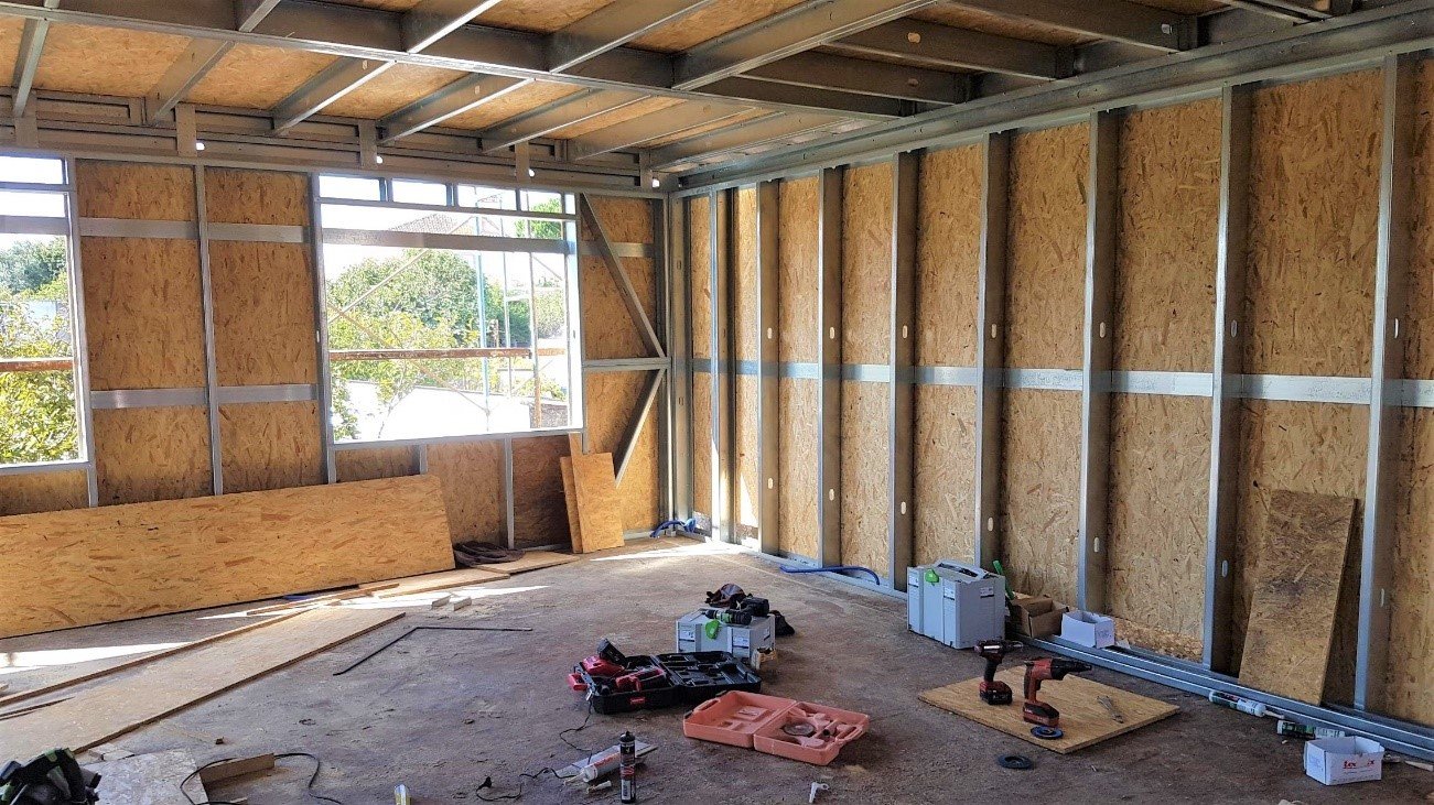 Detalhamento crítico LSF: ancoragens, conexões e cortes sem erro