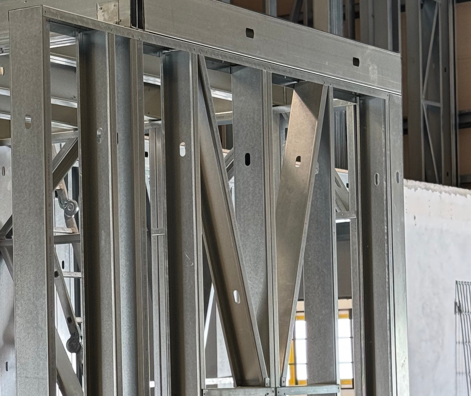 Segurança Contra Incêndios em LSF: Mitos, Normas e Soluções Reais para o Clima Português